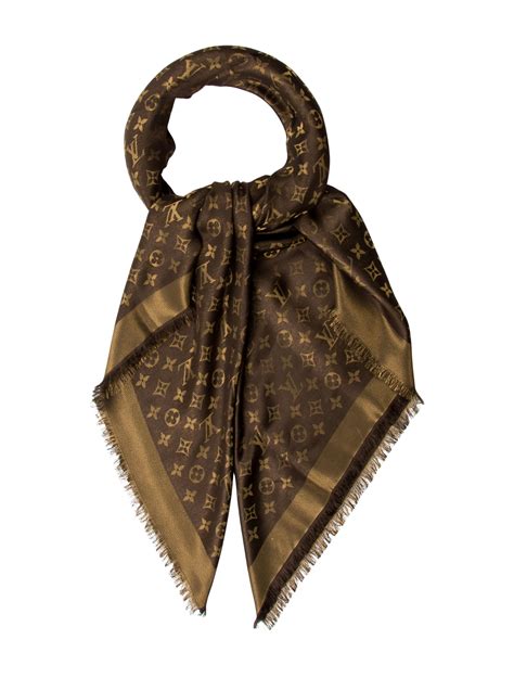 louis vuitton monogram classic shawl|louis vuitton monogram shawl price.